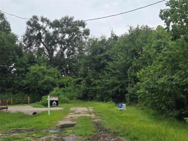 600 Rachel B Scott Avenue, Cleveland, TX 77327