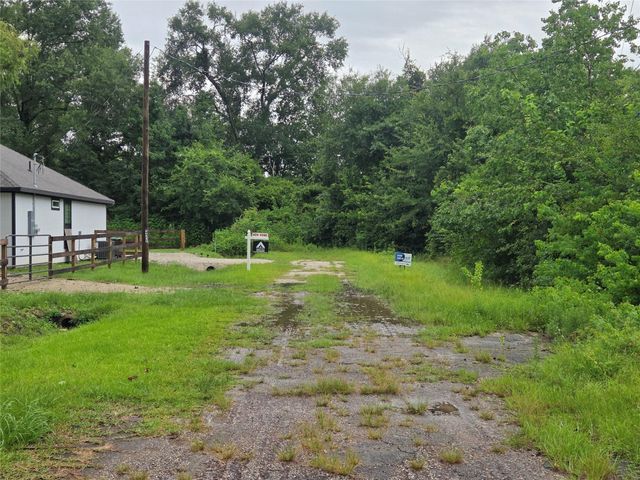 600 Rachel B Scott Avenue, Cleveland, TX 77327