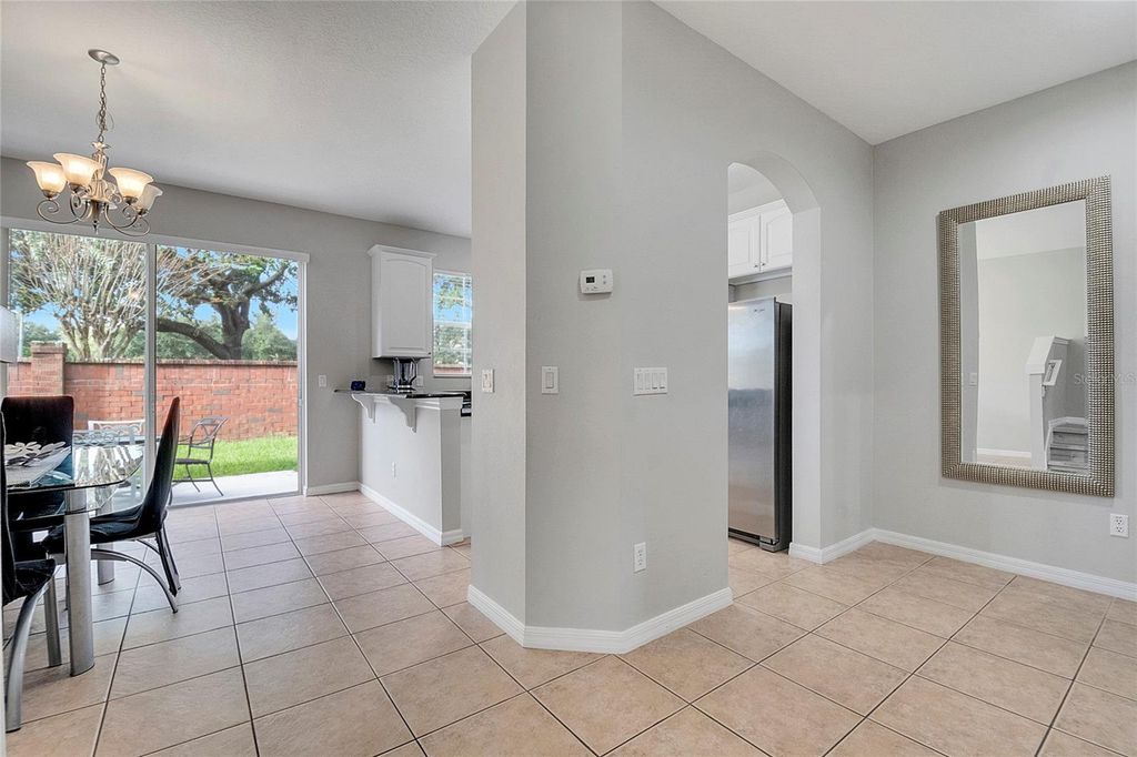 Image 19 of property listing at 9454 SILVER BUTTONWOOD STREET, Orlando, FL 32832