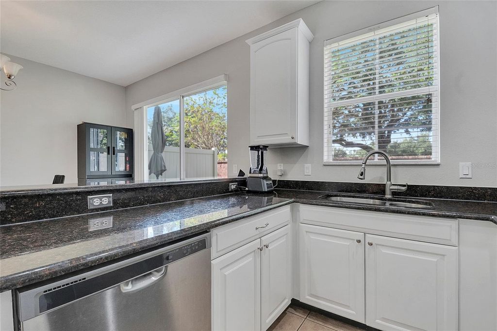 Image 26 of property listing at 9454 SILVER BUTTONWOOD STREET, Orlando, FL 32832