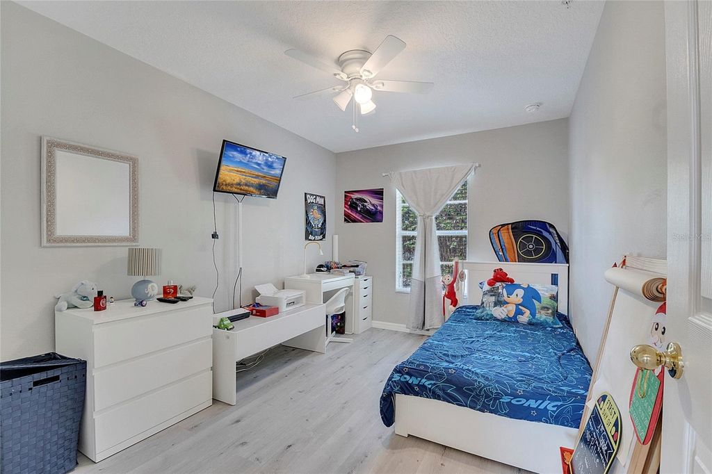 Image 37 of property listing at 9454 SILVER BUTTONWOOD STREET, Orlando, FL 32832