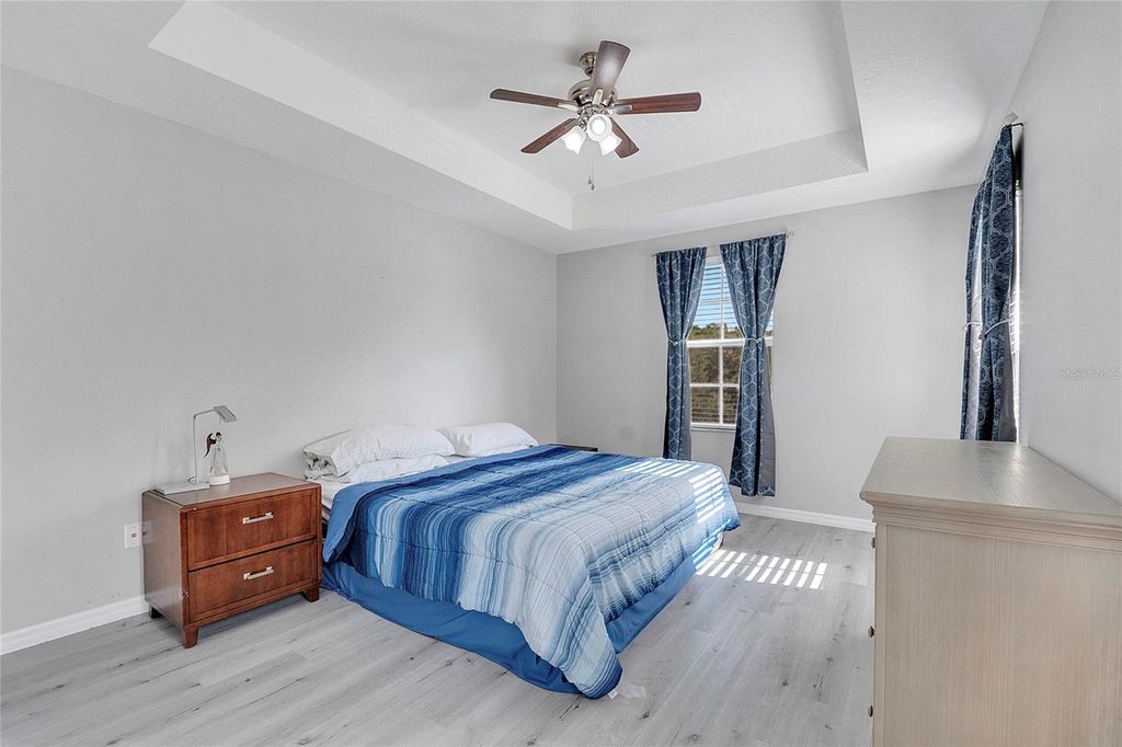 Image 43 of property listing at 9454 SILVER BUTTONWOOD STREET, Orlando, FL 32832