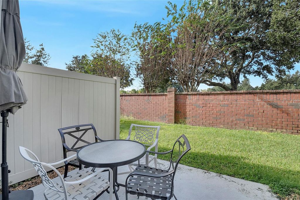 Image 45 of property listing at 9454 SILVER BUTTONWOOD STREET, Orlando, FL 32832