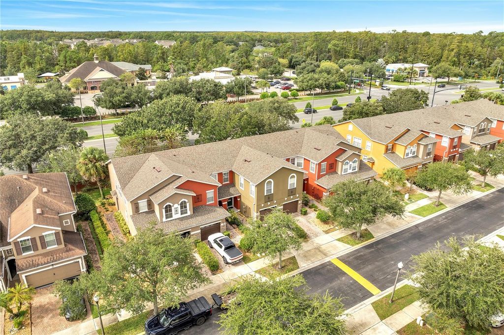 Image 47 of property listing at 9454 SILVER BUTTONWOOD STREET, Orlando, FL 32832