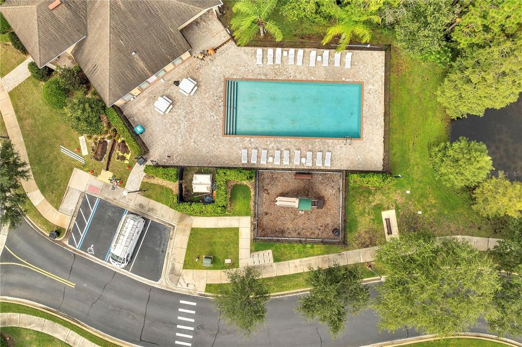 Image 56 of property listing at 9454 SILVER BUTTONWOOD STREET, Orlando, FL 32832