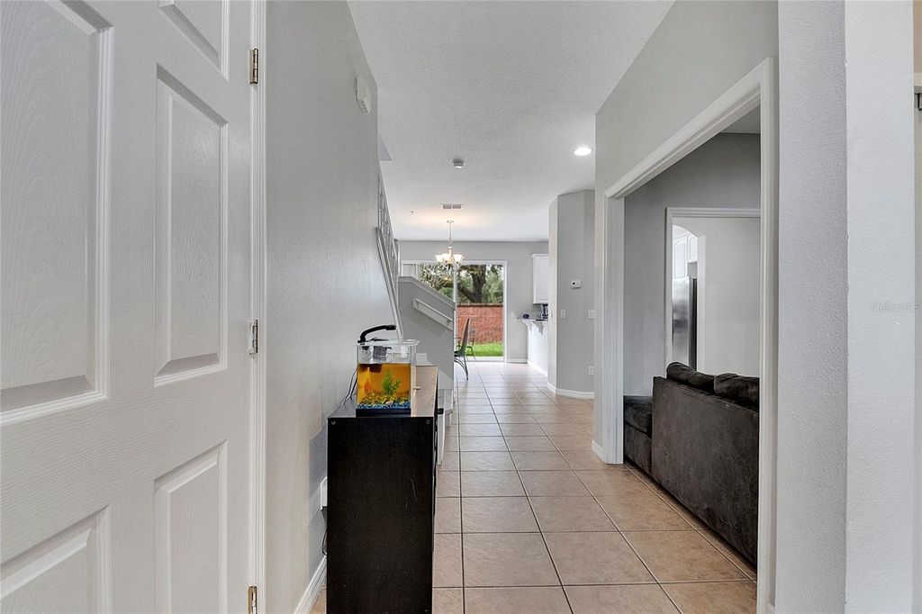 Image 10 of property listing at 9454 SILVER BUTTONWOOD STREET, Orlando, FL 32832