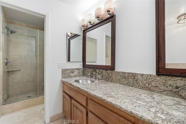 208 S Catalina Avenue C, Redondo Beach, CA 90277
