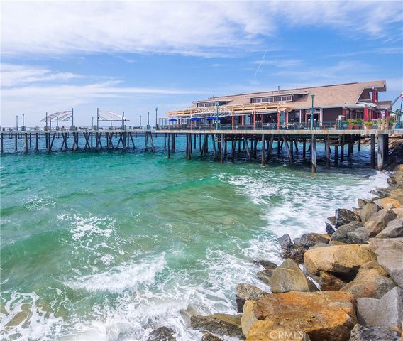 208 S Catalina Avenue C, Redondo Beach, CA 90277