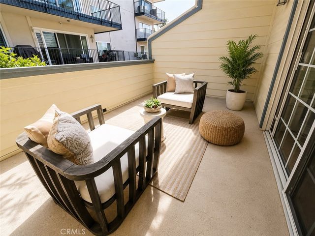 208 S Catalina Avenue C, Redondo Beach, CA 90277