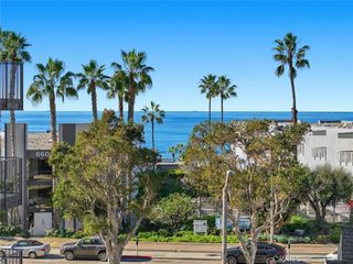 208 S Catalina Avenue C, Redondo Beach, CA 90277