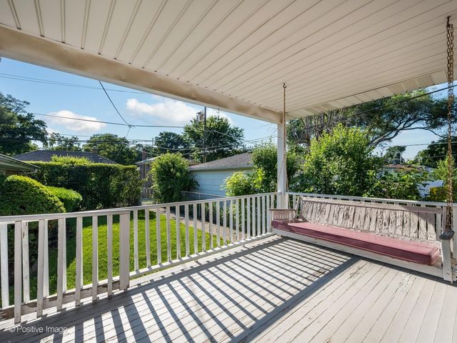 9420 Lawler Avenue, Skokie, IL 60077