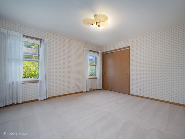 9420 Lawler Avenue, Skokie, IL 60077