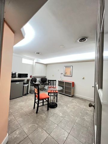 110 Ponemah Road, Amherst, NH 03031
