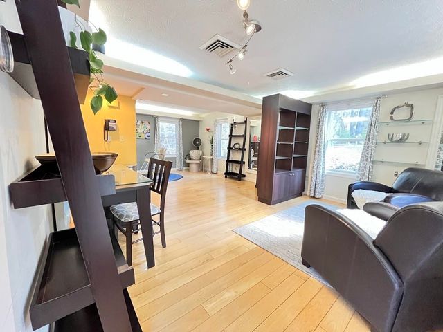 110 Ponemah Road, Amherst, NH 03031