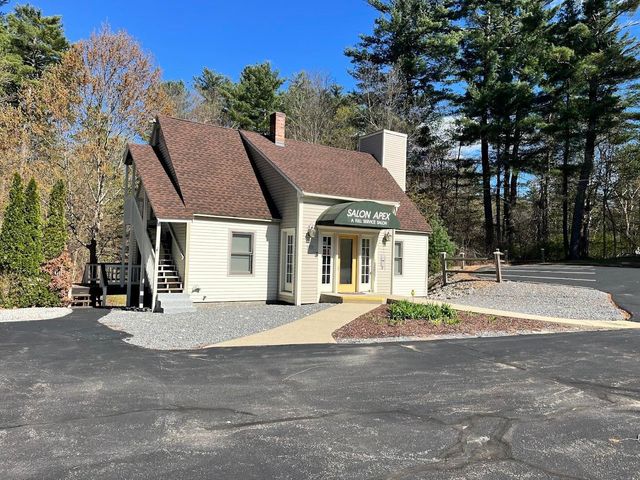 110 Ponemah Road, Amherst, NH 03031