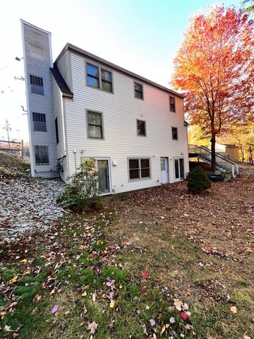 110 Ponemah Road, Amherst, NH 03031