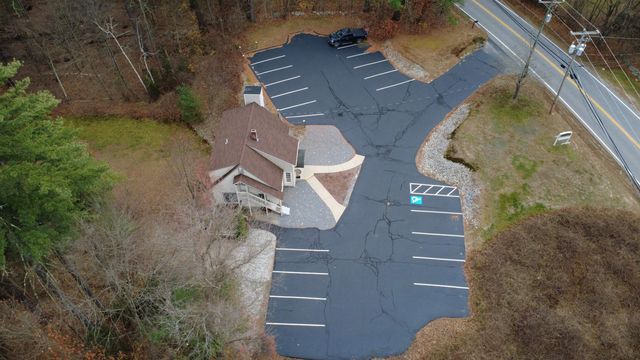 110 Ponemah Road, Amherst, NH 03031