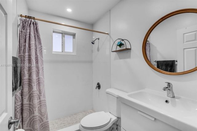 7001 W 35th Ave 169, Hialeah, FL 33018