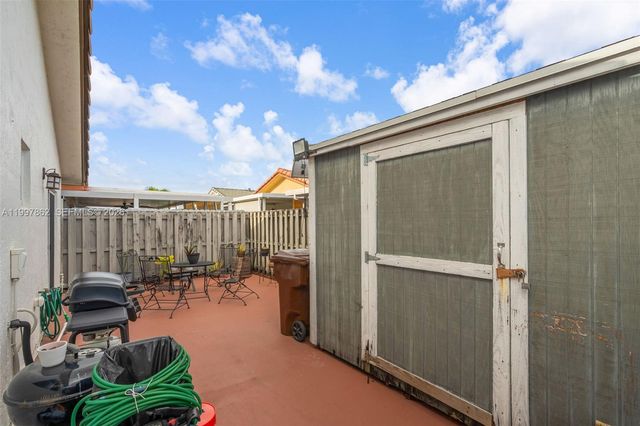 7001 W 35th Ave 169, Hialeah, FL 33018