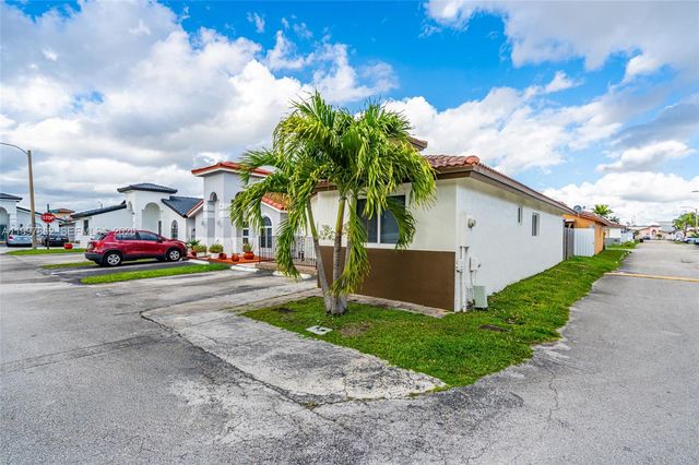 7001 W 35th Ave 169, Hialeah, FL 33018