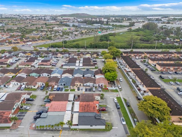 7001 W 35th Ave 169, Hialeah, FL 33018