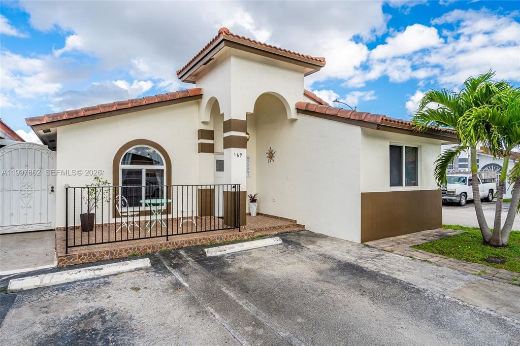7001 W 35th Ave 169, Hialeah, FL 33018