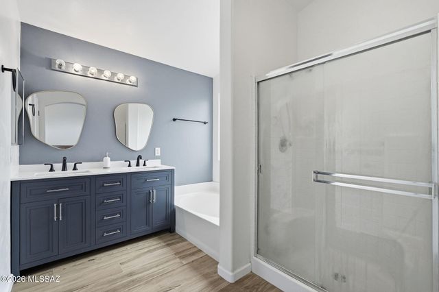 3670 W Tybolt Drive, Tucson, AZ 85746