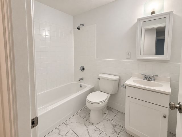 14 Border St A2, Lynn, MA 01905