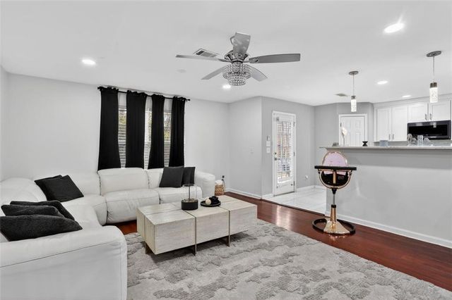 510 Platoro SW Court, Atlanta, GA 30331