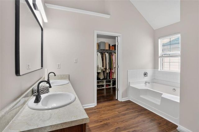 510 Platoro SW Court, Atlanta, GA 30331