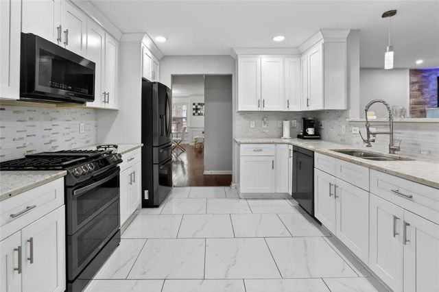 510 Platoro SW Court, Atlanta, GA 30331