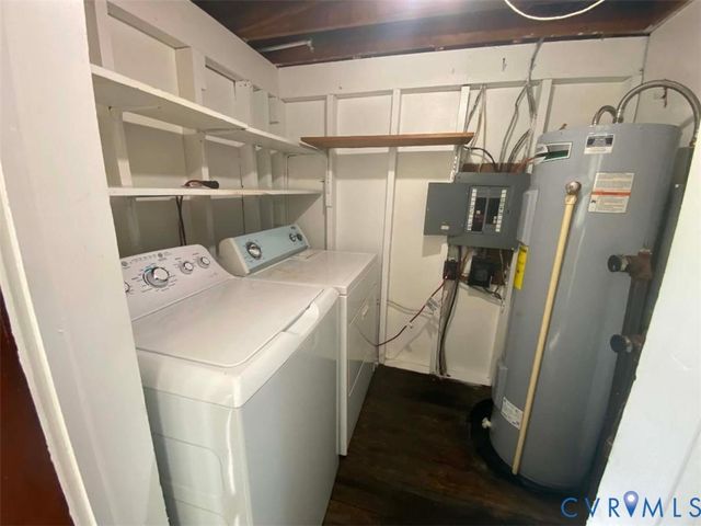 605 Walnut Ave, Colonial Heights, VA 23834