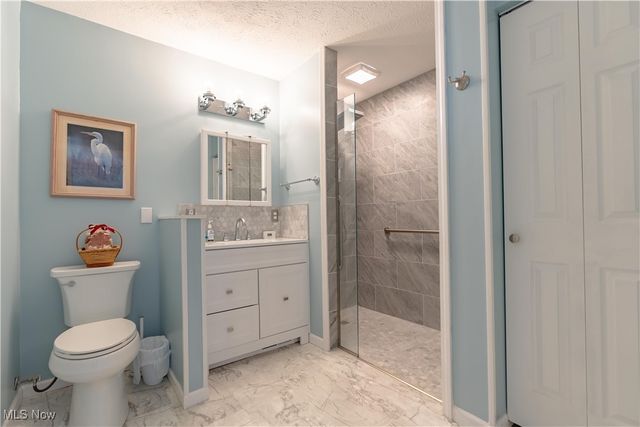 10397 W Cobblestone Lane, Twinsburg, OH 44087