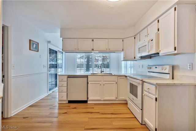 10397 W Cobblestone Lane, Twinsburg, OH 44087