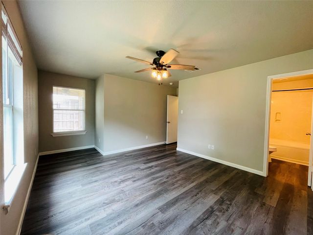 1116 Canada Wild DR, Buda, TX 78610