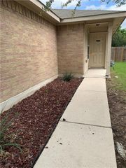 1116 Canada Wild DR, Buda, TX 78610