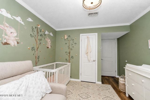 56 Farnham Square, Sayreville, NJ 08859