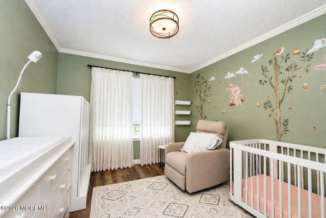 56 Farnham Square, Sayreville, NJ 08859