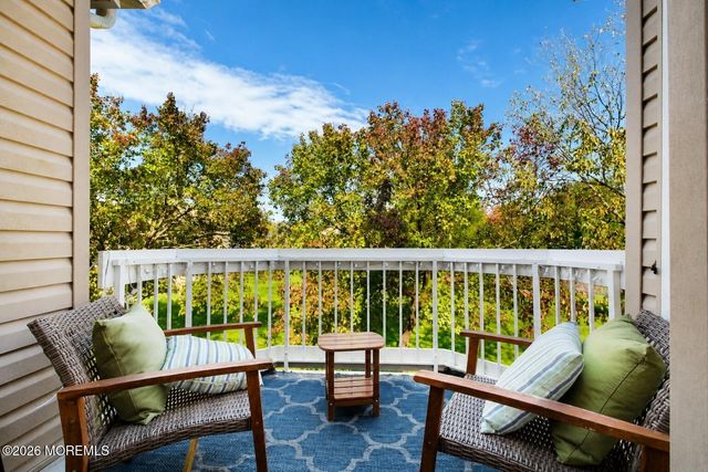 56 Farnham Square, Sayreville, NJ 08859