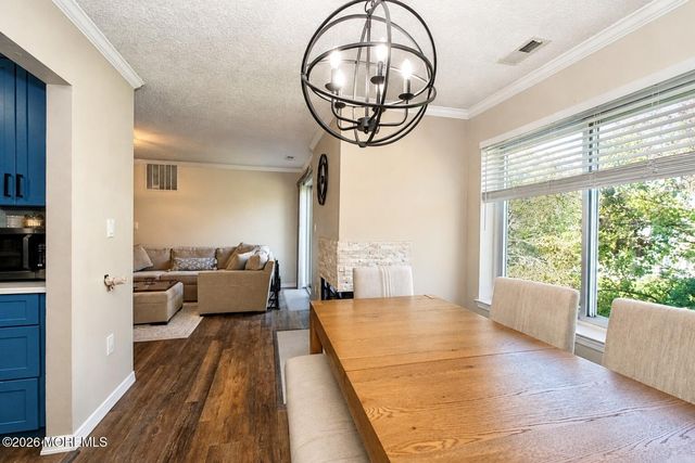 56 Farnham Square, Sayreville, NJ 08859
