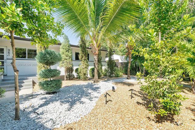261 NE 47th St, Miami, FL 33137