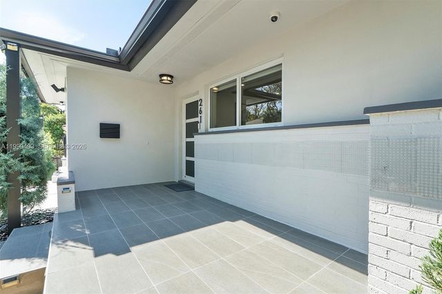 261 NE 47th St, Miami, FL 33137