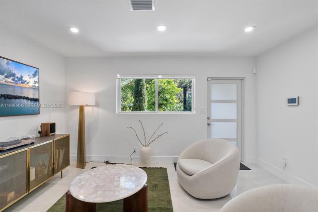 261 NE 47th St, Miami, FL 33137