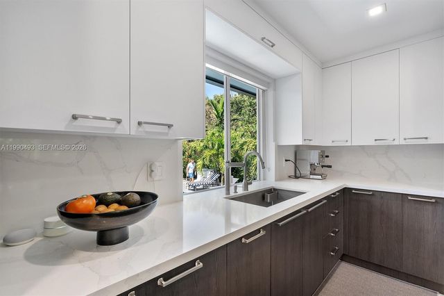 261 NE 47th St, Miami, FL 33137