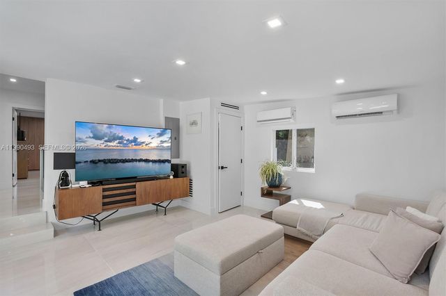 261 NE 47th St, Miami, FL 33137