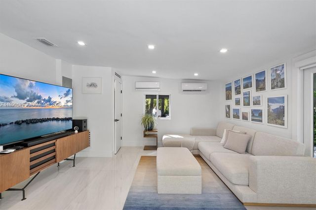 261 NE 47th St, Miami, FL 33137