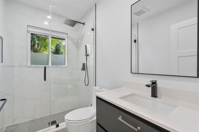 261 NE 47th St, Miami, FL 33137