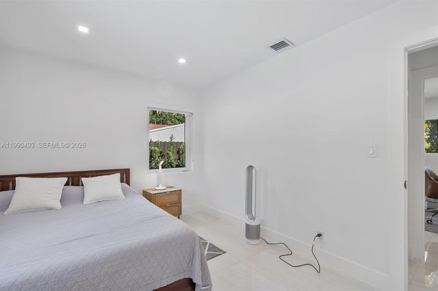 261 NE 47th St, Miami, FL 33137