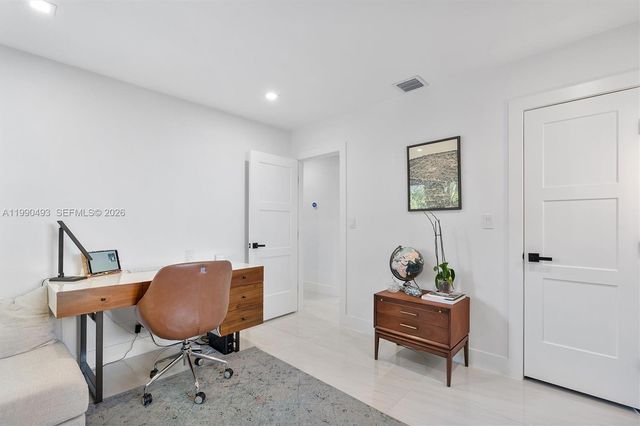 261 NE 47th St, Miami, FL 33137