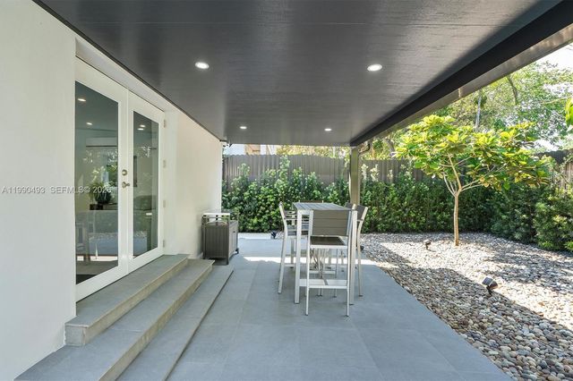 261 NE 47th St, Miami, FL 33137